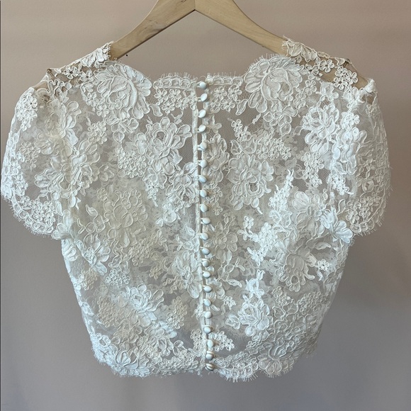 Lace Topper - Picture 2 of 4